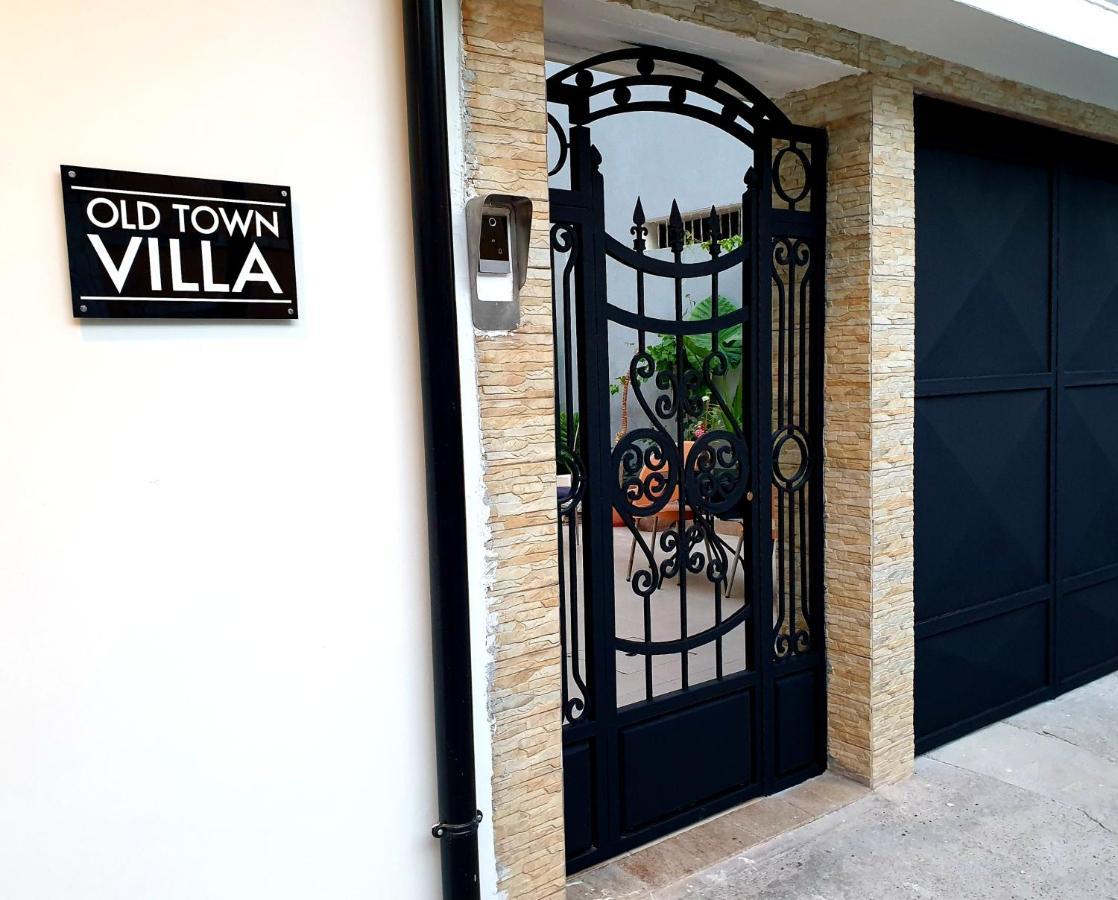 Old Town Villa 2 ドゥラス エクステリア 写真
